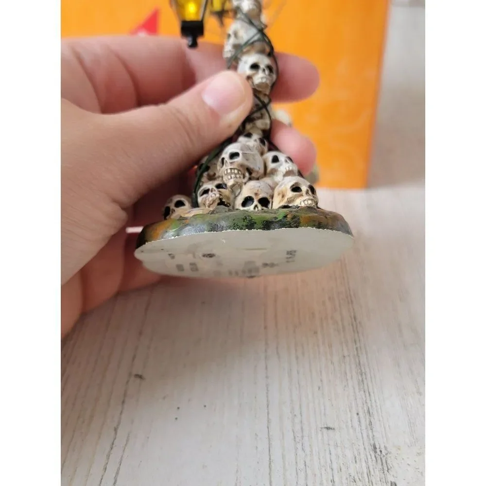 Dept 56 4057630 Boneyard Street Halloween Village accessory‎